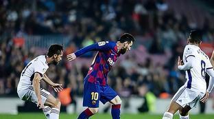 更是锋线攻 更是锋线攻